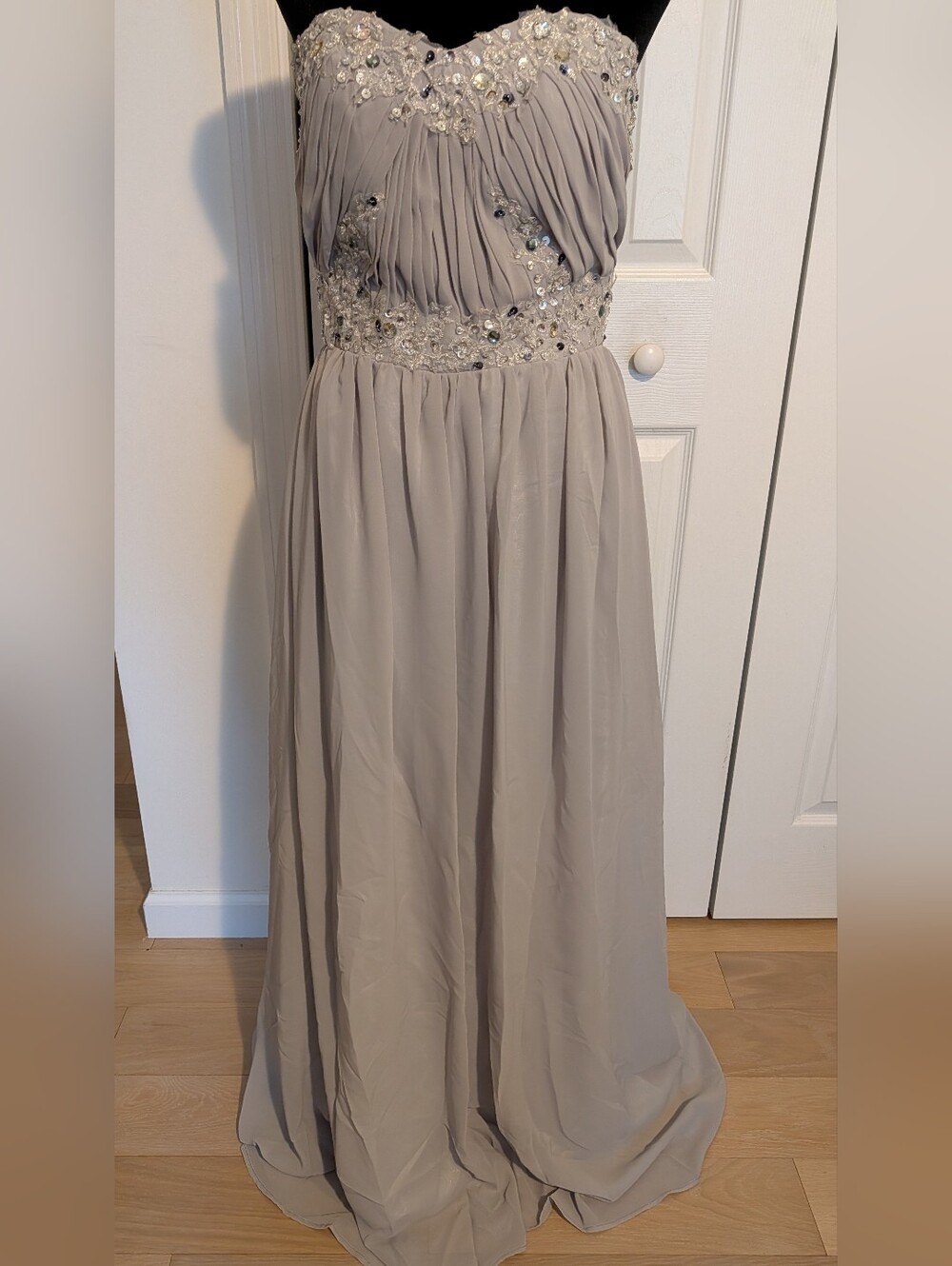 Grace Karin Beaded Sweetheart Prom Dress in Light Gray